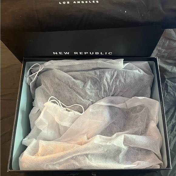 New Republic Ventura Suede Chelsea Boot Black Sz 11 - Picture 3 of 11